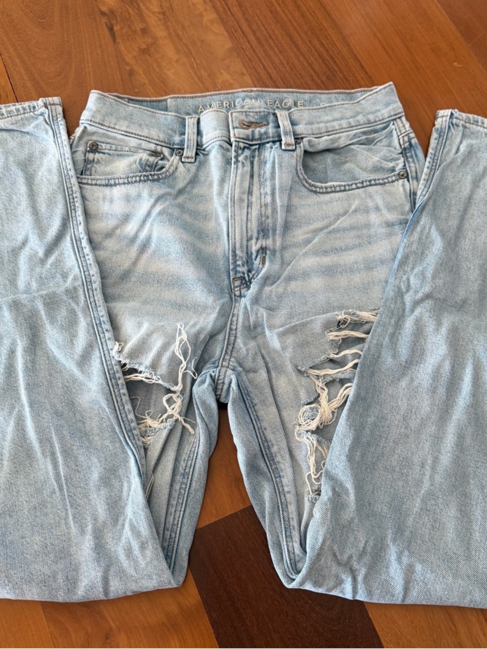 American Eagle Outfitters Light Blue Distressed Wide Leg Jeans SHORT SIZE 2